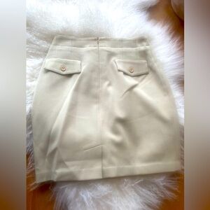 EUC Strand women’s mini skirt in Size 36!!!